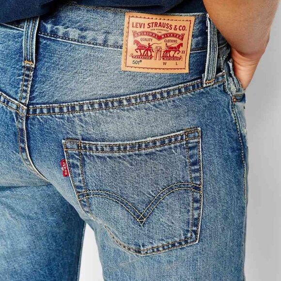 Levi’s Men's 501 W34 L30  Straight Leg Jeans - Light Wash Fade - Picture 1 of 9